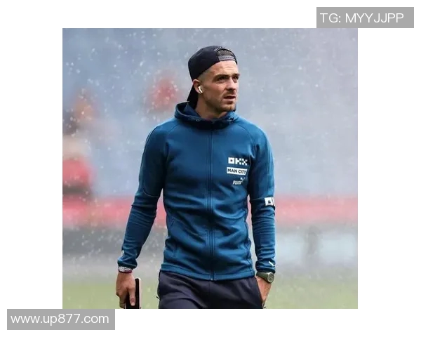 时尚与运动完美结合足球明星男士穿搭推荐指南